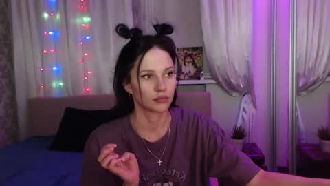 Snapshot of zlatagoddess chatting on 11-03-25, 08:43 Zlata online show from 11-03-25, 08:43