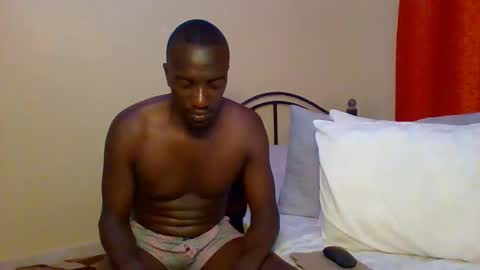 Snapshot of zlatann2012 chatting on 02-17-25, 04:26 Zlatann2012 online show from 02-17-25, 04:26