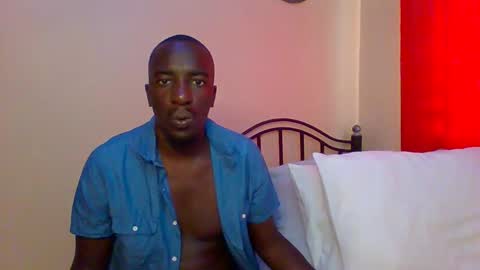 Snapshot of zlatann2012 chatting on 03-01-25, 10:02 Zlatann2012 online show from 03-01-25, 10:02