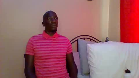 Snapshot of zlatann2012 chatting on 03-08-25, 07:05 Zlatann2012 online show from 03-08-25, 07:05