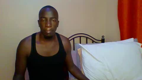 Snapshot of zlatann2012 chatting on 03-09-25, 02:18 Zlatann2012 online show from 03-09-25, 02:18