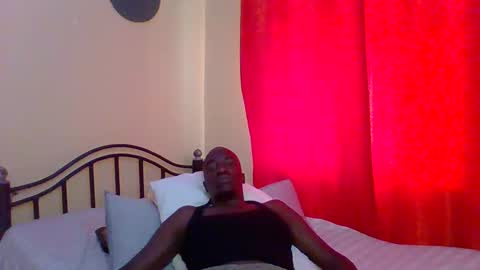 Snapshot of zlatann2012 chatting on 03-09-25, 06:28 Zlatann2012 online show from 03-09-25, 06:28