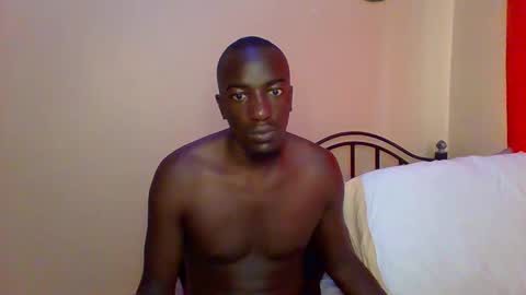 Snapshot of zlatann2012 chatting on 03-10-25, 01:10 Zlatann2012 online show from 03-10-25, 01:10