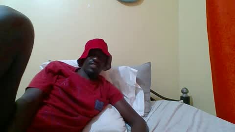 Snapshot of zlatann2012 chatting on 09-13-25, 04:18 Zlatann2012 online show from 09-13-25, 04:18