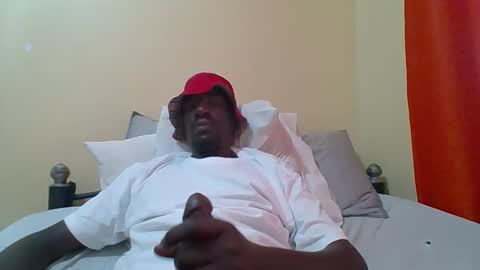 Snapshot of zlatann2012 chatting on 09-30-25, 11:15 Zlatann2012 online show from 09-30-25, 11:15