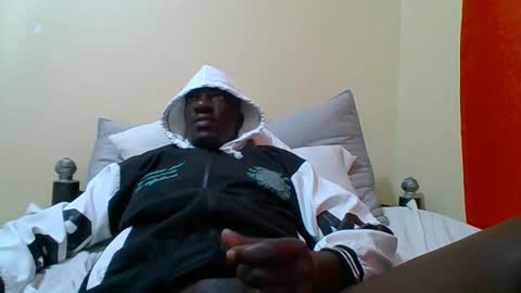 Snapshot of zlatann2012 chatting on 10-07-25, 09:12 Zlatann2012 online show from 10-07-25, 09:12