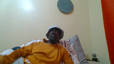 Snapshot of zlatann2012 chatting on 11-02-25, 03:58 Zlatann2012 online show from 11-02-25, 03:58