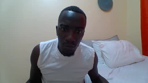 Snapshot of zlatann2012 chatting on 11-11-25, 11:43 Zlatann2012 online show from 11-11-25, 11:43