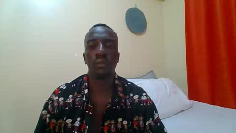 Snapshot of zlatann2012 chatting on 11-12-25, 07:13 Zlatann2012 online show from 11-12-25, 07:13