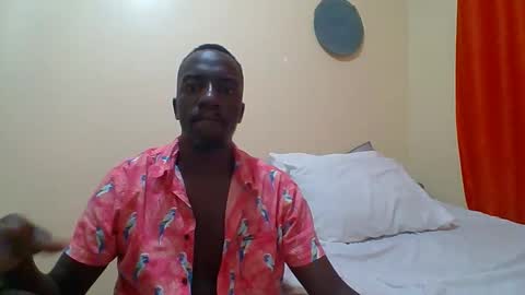 Snapshot of zlatann2012 chatting on 11-16-25, 09:42 Zlatann2012 online show from 11-16-25, 09:42