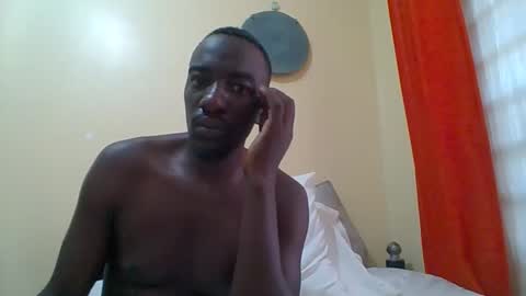 Snapshot of zlatann2012 chatting on 11-19-25, 06:57 Zlatann2012 online show from 11-19-25, 06:57