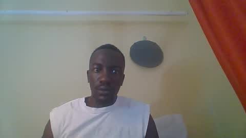 Snapshot of zlatann2012 chatting on 11-23-25, 03:50 Zlatann2012 online show from 11-23-25, 03:50