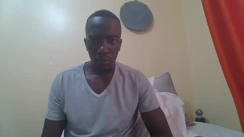 Snapshot of zlatann2012 chatting on 11-30-25, 07:01 Zlatann2012 online show from 11-30-25, 07:01