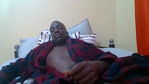 Snapshot of zlatann2012 chatting on 12-13-25, 07:53 Zlatann2012 online show from 12-13-25, 07:53