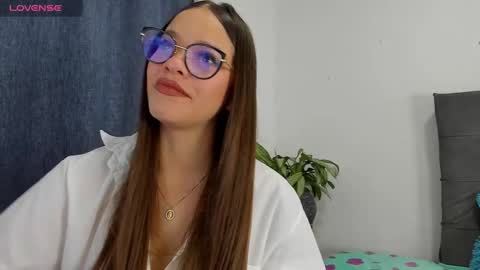 ZOE online show from 01-13-25, 04:07