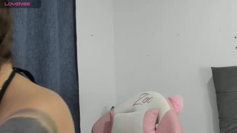 ZOE online show from 01-23-25, 05:13