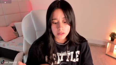 Zoe online show from 01-31-25, 03:20