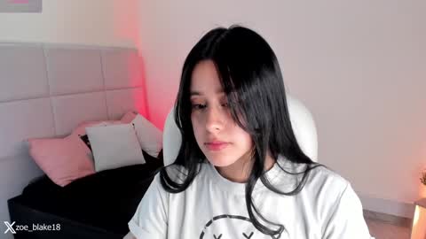 Zoe online show from 02-02-25, 02:56