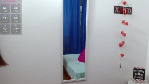 Snapshot of zoe_cutex chatting on 12-17-24, 10:11 Zoe online show from 12-17-24, 10:11