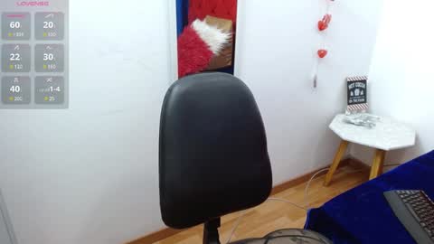 Snapshot of zoe_cutex chatting on 01-07-25, 06:03 Zoe online show from 01-07-25, 06:03