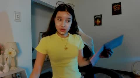 zoe_dear online show from 04-29-26, 10:27