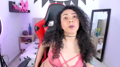 Zoe Gruber online show from 12-12-24, 11:36