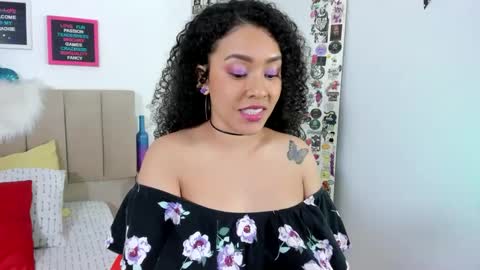 Zoe Gruber online show from 01-19-25, 12:06