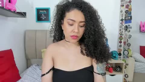 Zoe Gruber online show from 02-08-25, 04:25