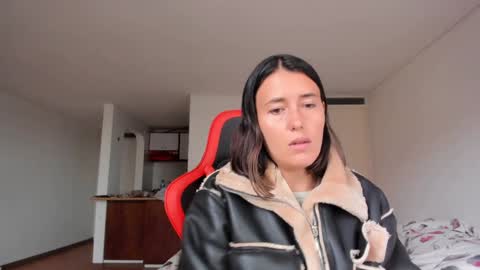 ZOE online show from 02-03-25, 10:32