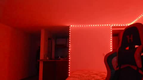 ZOE online show from 02-11-25, 03:08