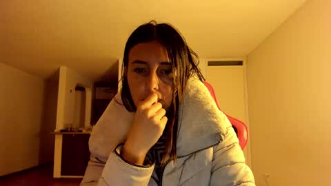 ZOE online show from 03-07-25, 01:53