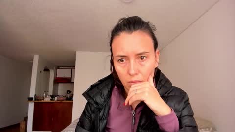 ZOE online show from 11-17-25, 08:36