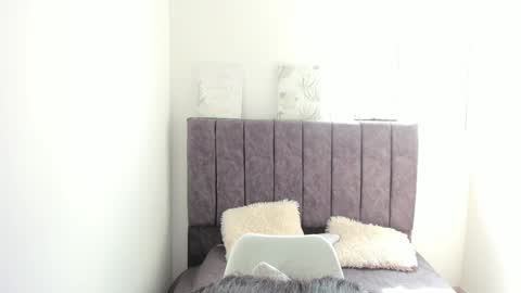 Snapshot of zoe_jones7 chatting on 12-21-24, 03:31 zoe_jones7 online show from 12-21-24, 03:31