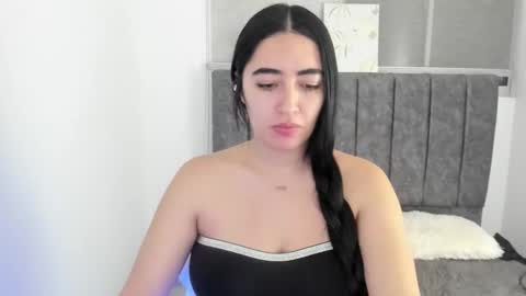 Snapshot of zoe_jones7 chatting on 10-10-25, 03:49 zoe_jones7 online show from 10-10-25, 03:49