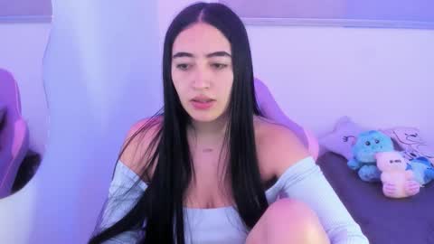 zoe_jones7 online show from 02-17-26, 04:09