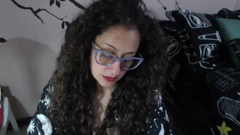 Zoe Koller online show from 10-22-25, 10:59