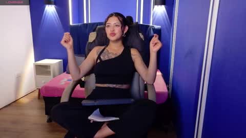 zoe  online show from 03-26-26, 03:23