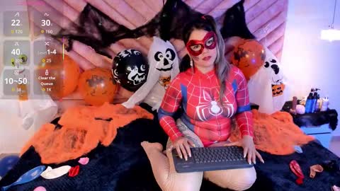 Snapshot of zoe_ll chatting on 10-22-25, 07:02 SWEET ZOE online show from 10-22-25, 07:02
