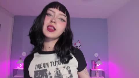 Zoe Lynch online show from 09-28-25, 02:33