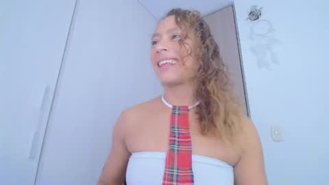 zoe online show from 04-17-26, 10:35