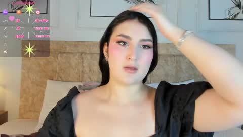 Snapshot of zoe_moon__ chatting on 05-18-26, 02:34 zoe_moon__ online show from 05-18-26, 02:34