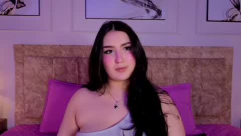 zoe_moon__ online show from 07-10-26, 11:57