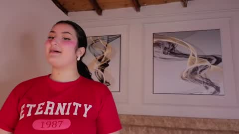 zoe_moon__ online show from 07-24-26, 11:52