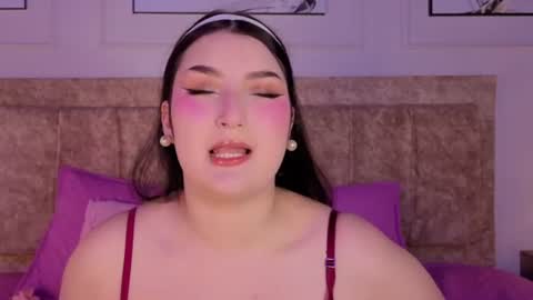 zoe_moon__ online show from 07-27-26, 11:39