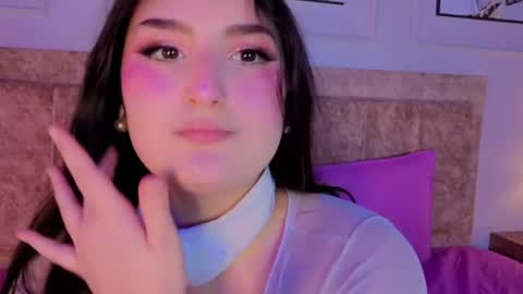 zoe_moon__ online show from 07-28-26, 12:48