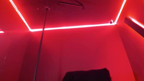 Snapshot of zoe_roux210949 chatting on 11-14-25, 01:59 Zoe online show from 11-14-25, 01:59