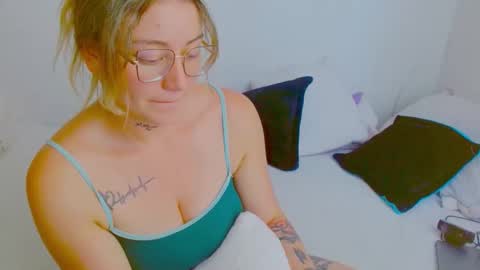 ZOE online show from 02-04-26, 06:47