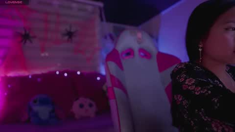 Zoe  online show from 10-15-25, 03:56