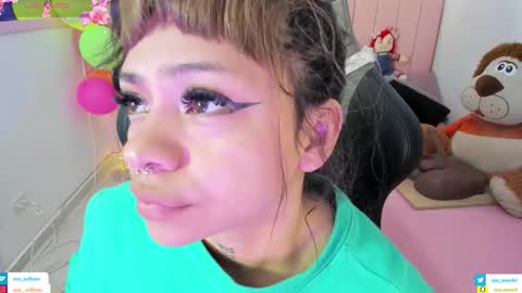 zoe_sullivan_ online show from 11-13-25, 09:30