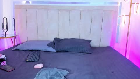 Snapshot of zoebarnett chatting on 11-21-25, 06:39 Zoe online show from 11-21-25, 06:39